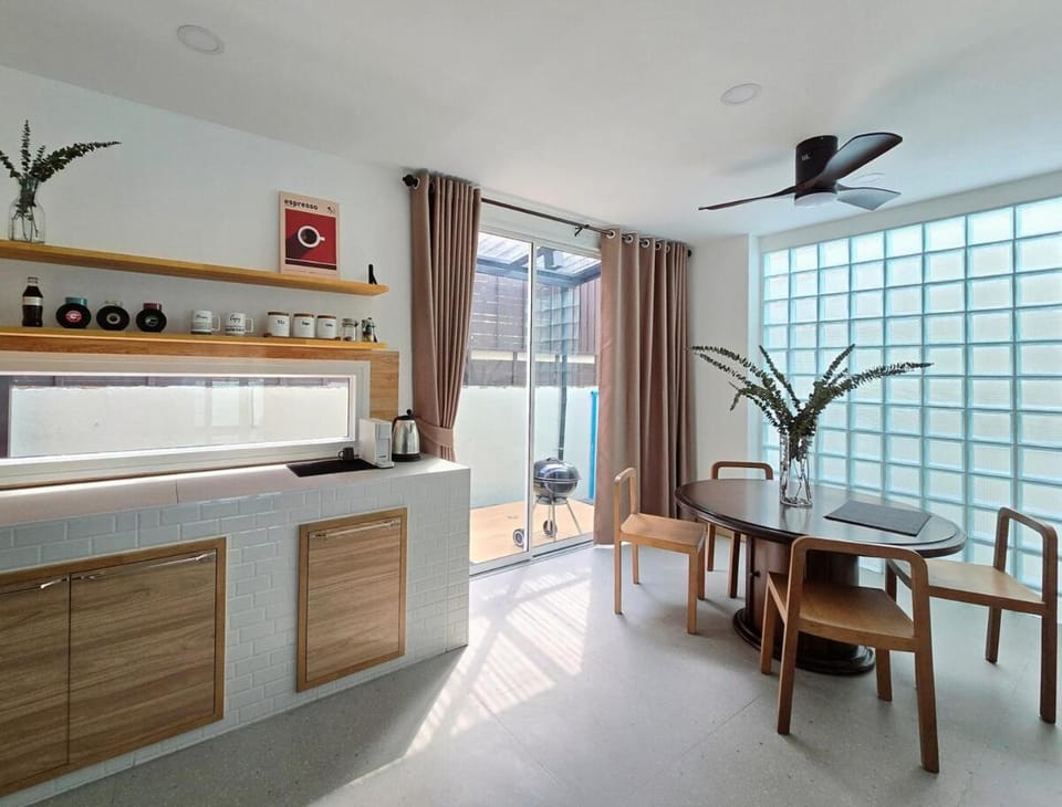 CityNest Homely Retro Villa in Chiang Mai