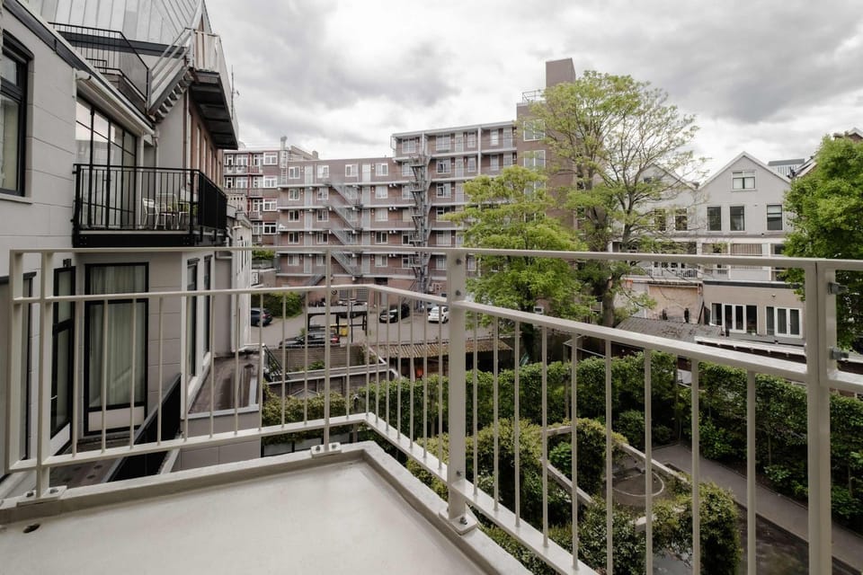 Property building, Balcony/Terrace