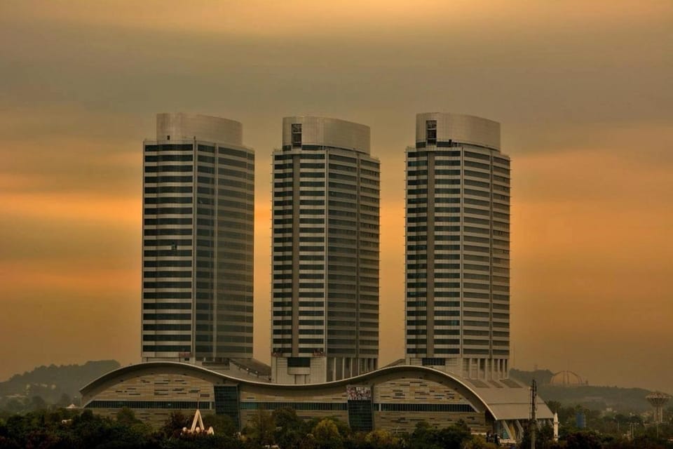 Property building, Breakfast