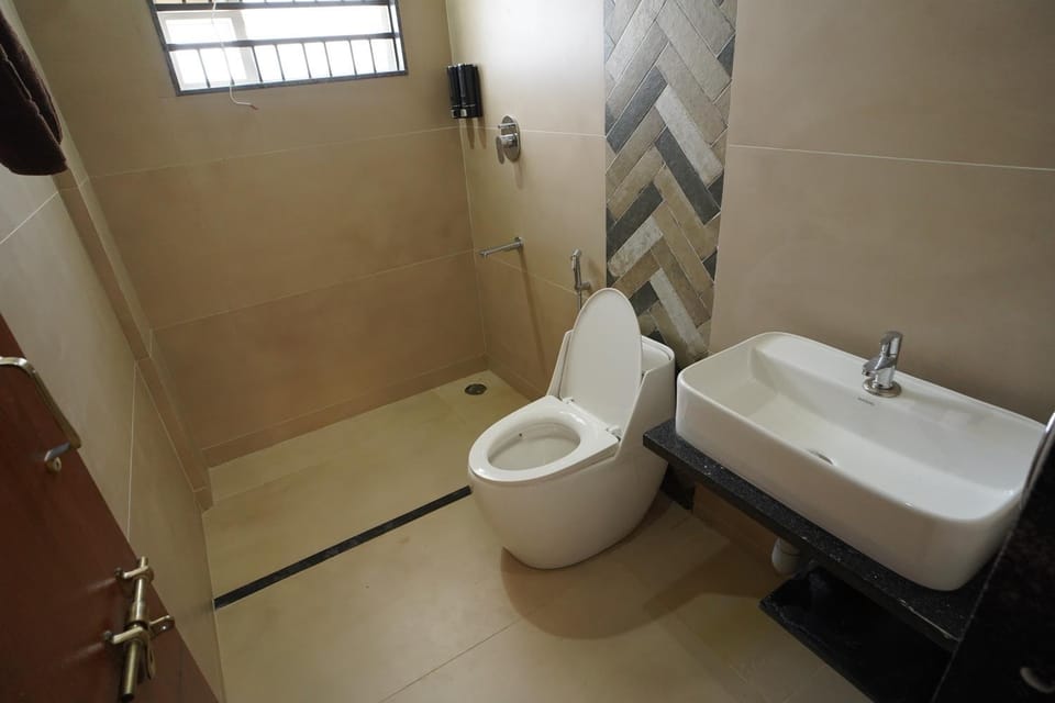 Toilet, Bathroom
