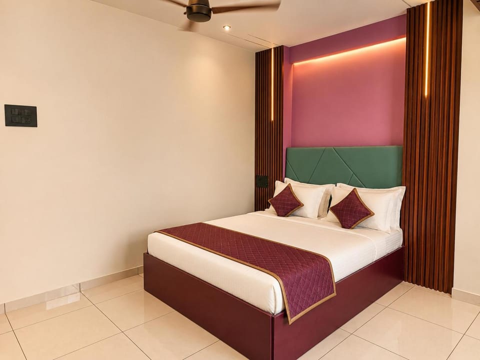 Bed, Photo of the whole room, Bedroom