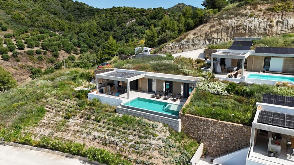 Property building, Mountain view