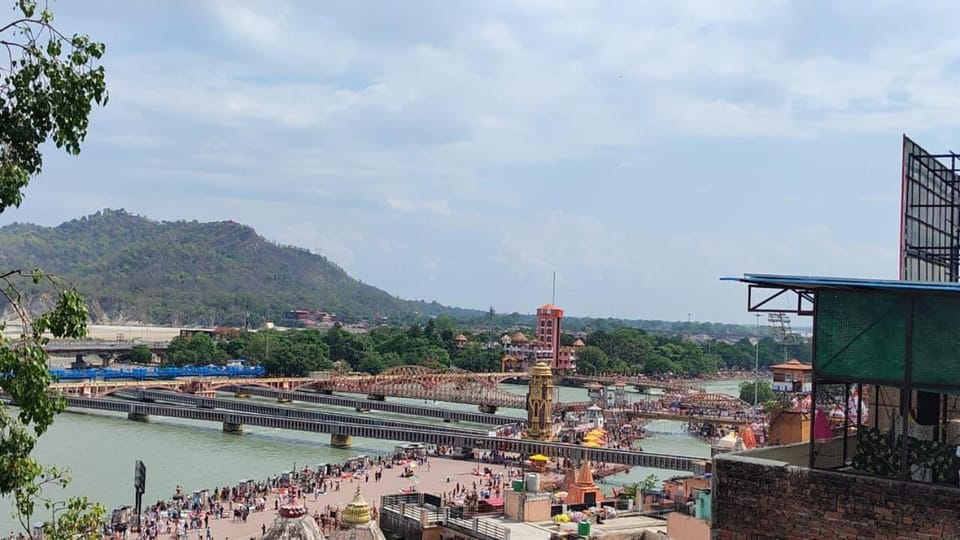 Nearby landmark, Day, People, Natural landscape, Mountain view, River view