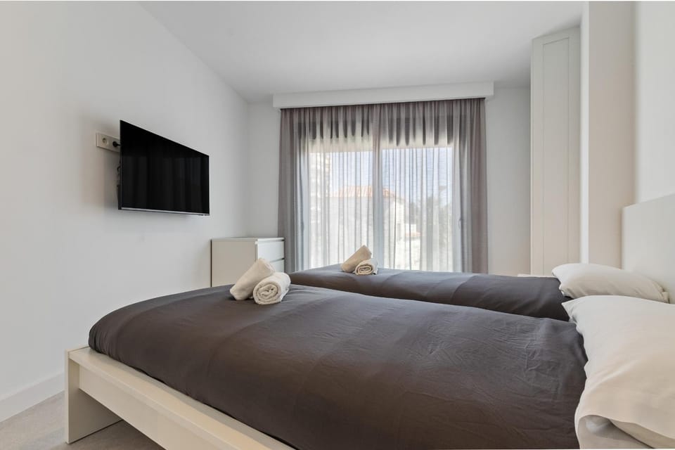 Alessandri 53 A By IVI Real Estate Apartment in Torremolinos