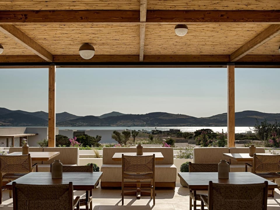 Restaurant/places to eat, Day, Natural landscape, Breakfast