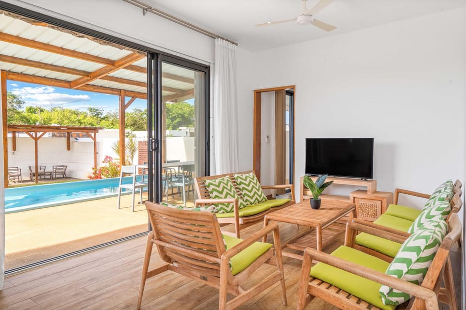 Villa Bay - 3 Bedrooms with Private Pool House in Grand Baie