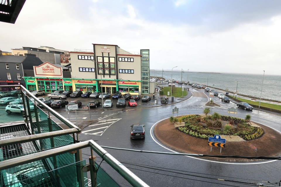 Heart Of Salthill Apartment in Galway