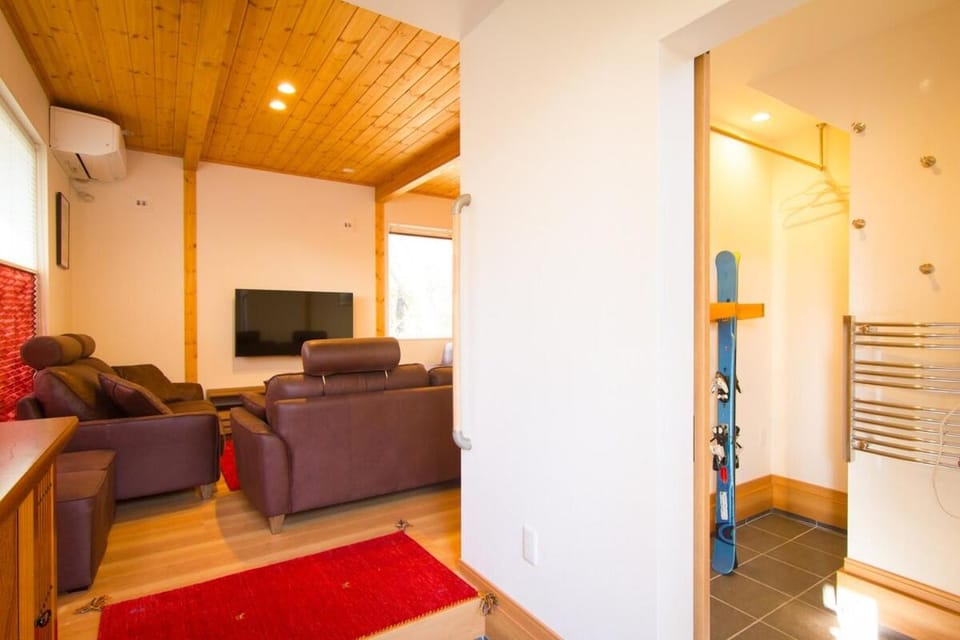 Morino Chalets Cascade House in Hakuba