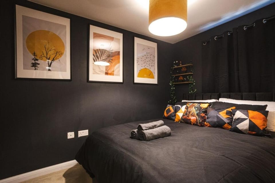 Bed, Bedroom