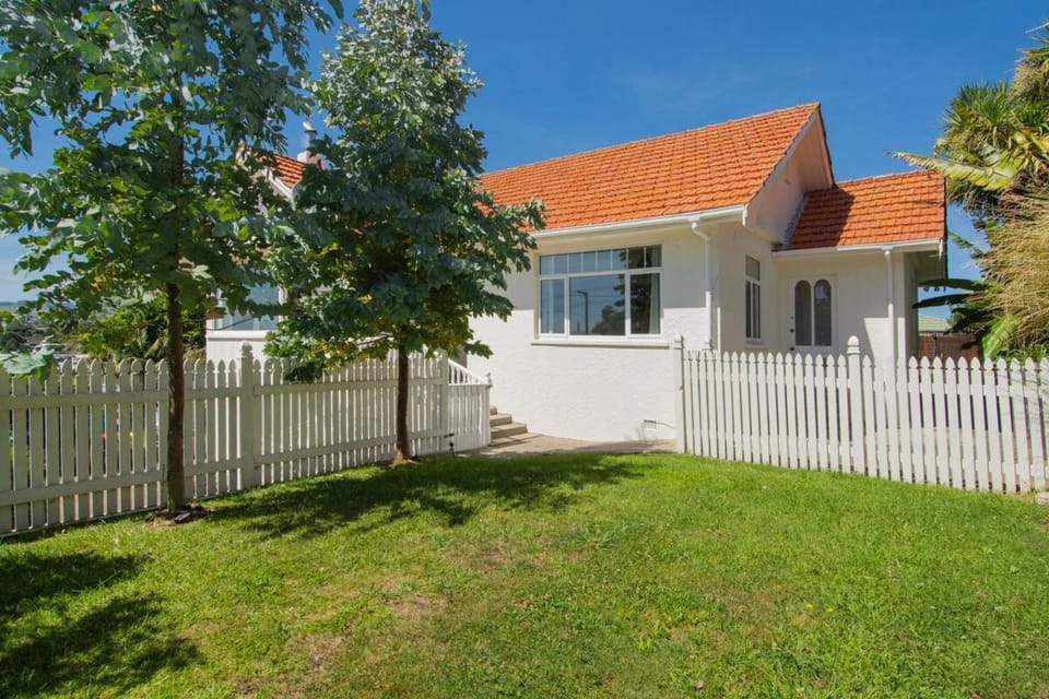 Tauranga Home & Flat for Groups - Limited Specials House in Tauranga