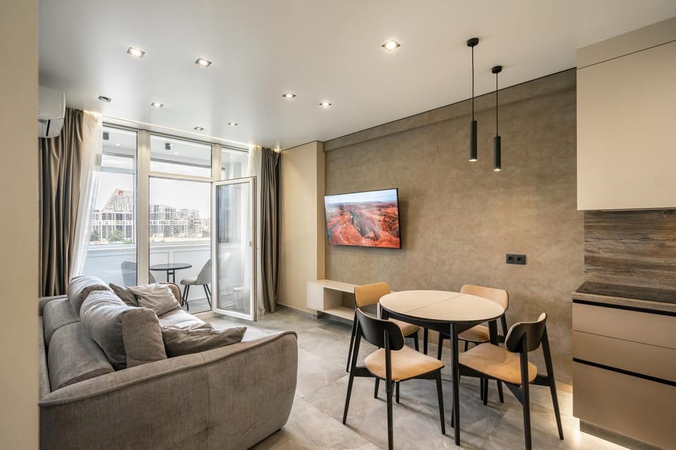 TV and multimedia, Living room, Dining area