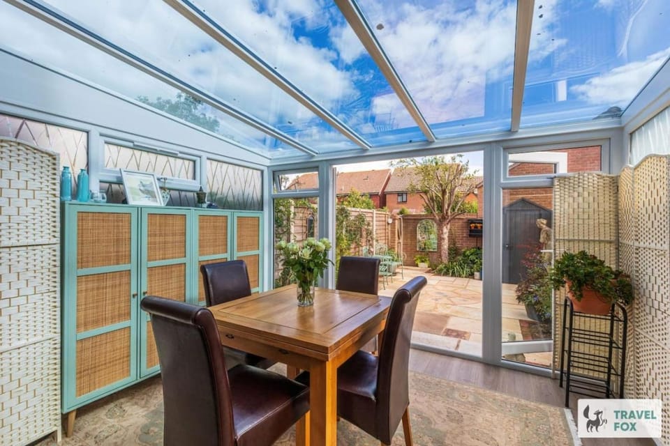 The Hideaway 2 bed house great for Goodwood House in Chichester