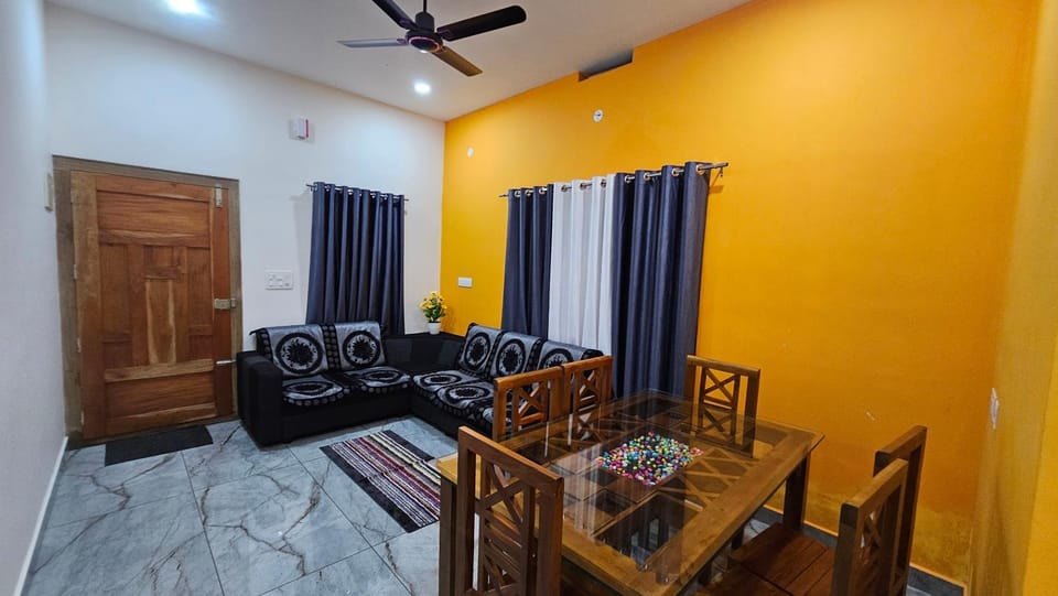 Moms homestay 3 Bedrooms House in Kerala