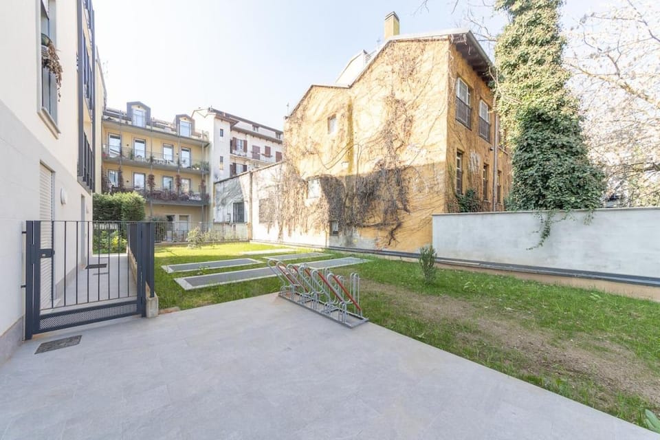 Property building, Garden