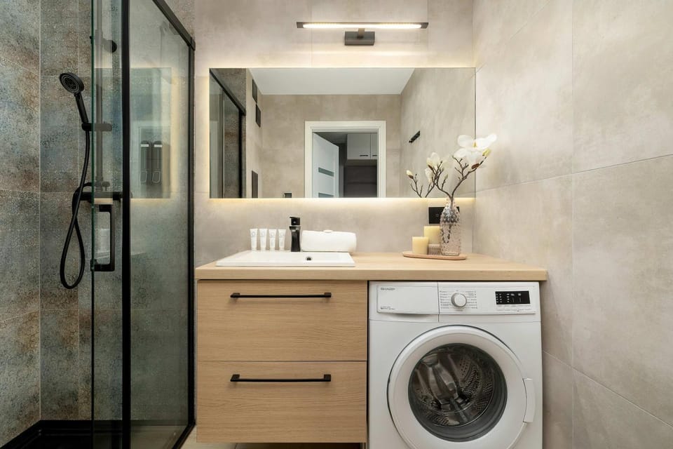 Bathroom, washing machine