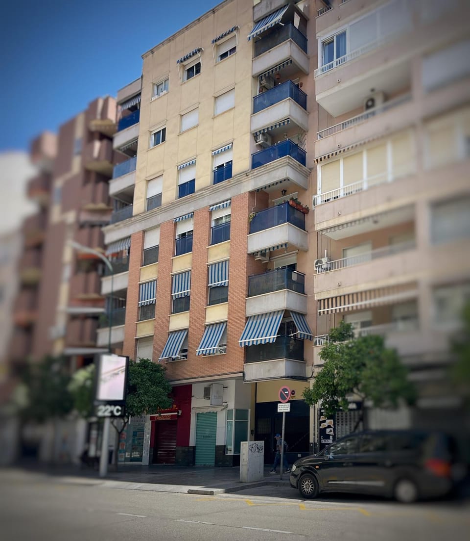 Property building, Street view, Location