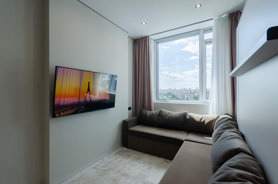 TV and multimedia, Seating area