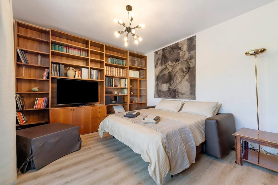 Living room, Bedroom