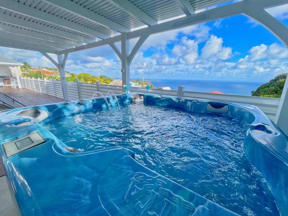 Ambiance créole - Villa vue mer avec jacuzzi Apartment in Sainte-Luce