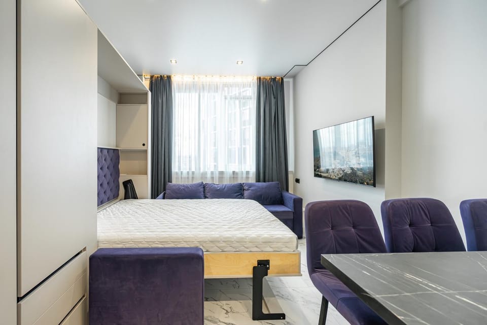 Bed, TV and multimedia