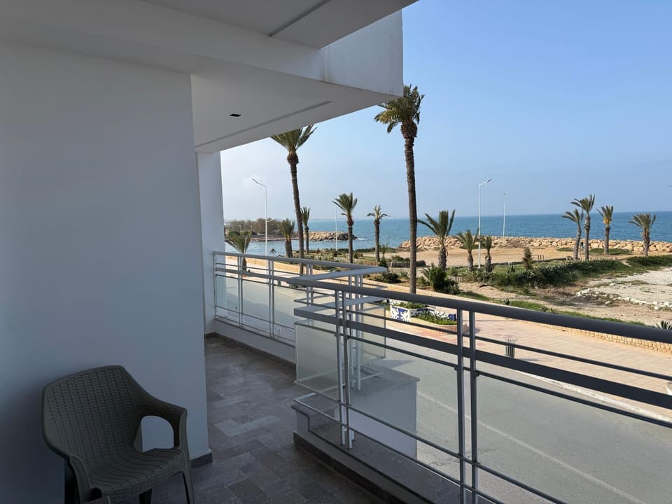 appartement deluxe vue sur mer au centre de Mahdia Apartment in Tunisia