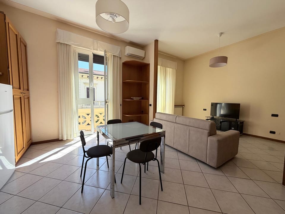 Allegra's apartment Apartment in Viareggio