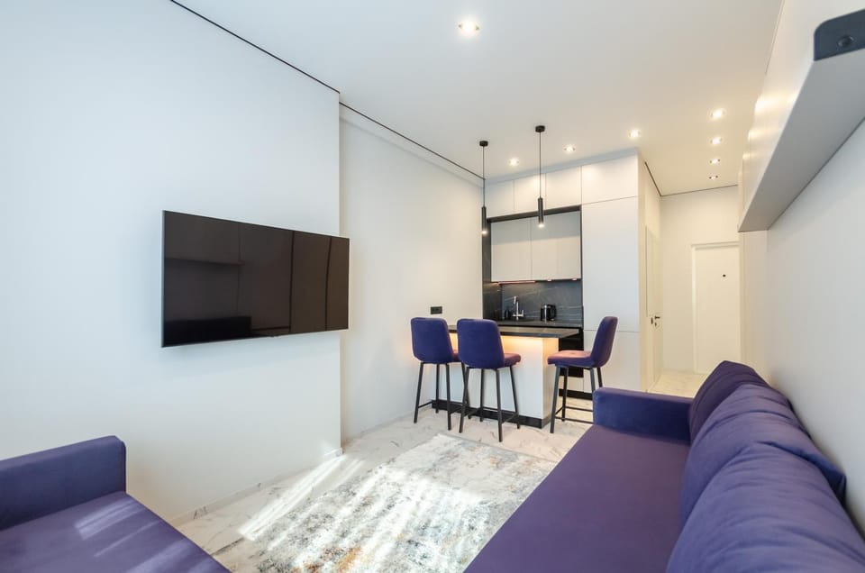 TV and multimedia, Living room, Dining area