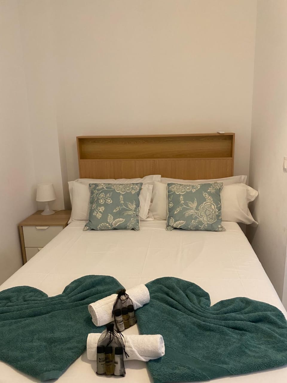 Pedregalejo Home: Near Beach, AC and Workspace Apartment in Malaga