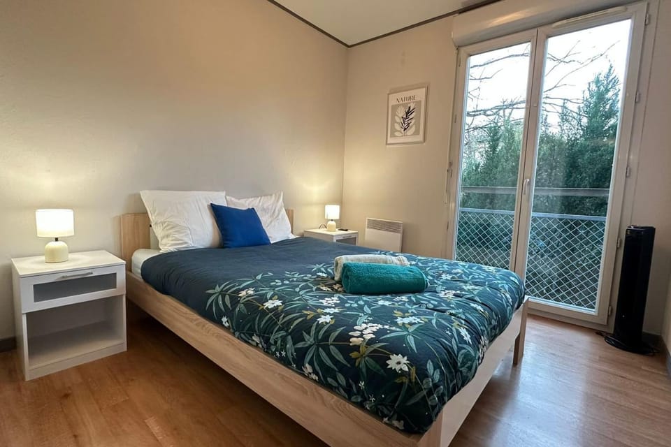 Peaceful Verdant Haven in Le Teic Apartment in Biganos