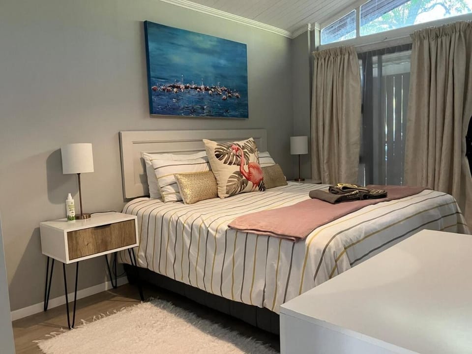 Flamingo Garden Cottage, 2 bedroom in Dalsig! Chalet in Stellenbosch