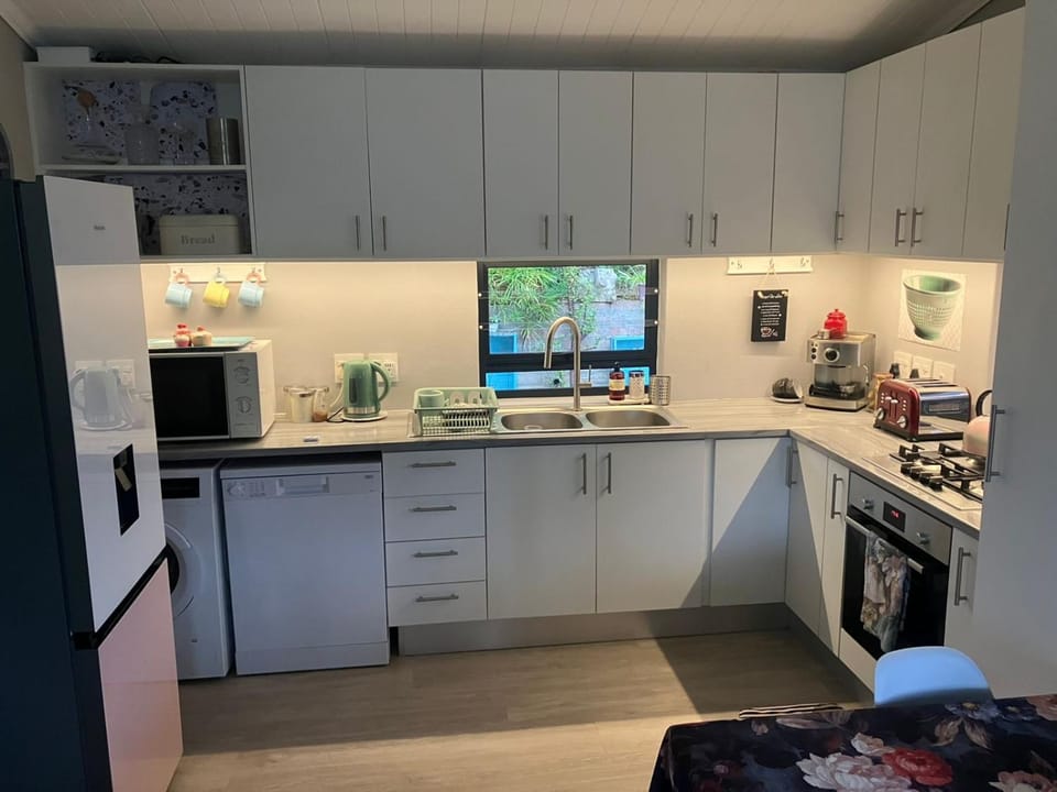 Flamingo Garden Cottage, 2 bedroom in Dalsig! Chalet in Stellenbosch