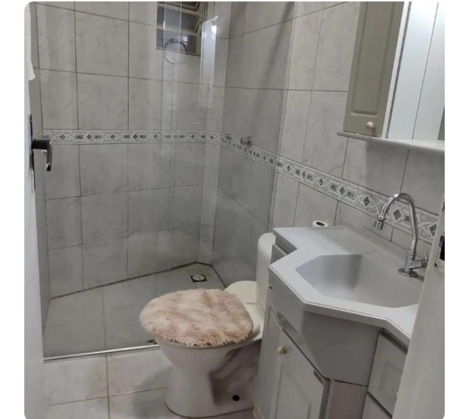 Doce Lar, Quarto Solteiro, Residência compartilhada familiar Vacation rental in State of Santa Catarina