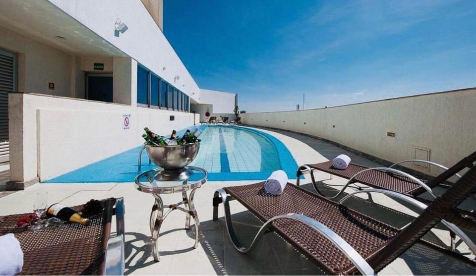 Flat 912, 33m, Go Inn Hotel, Reformado, Porcelanato, lindo Apartment hotel in State of Goiás