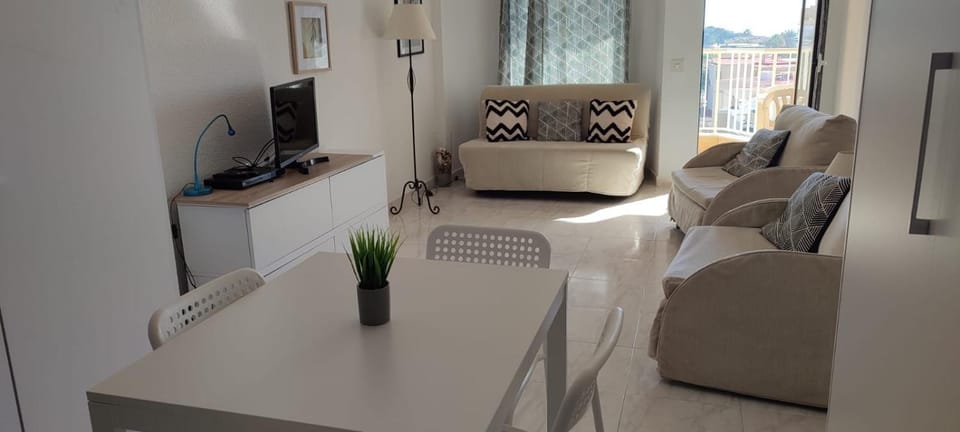Communal lounge/ TV room, TV and multimedia