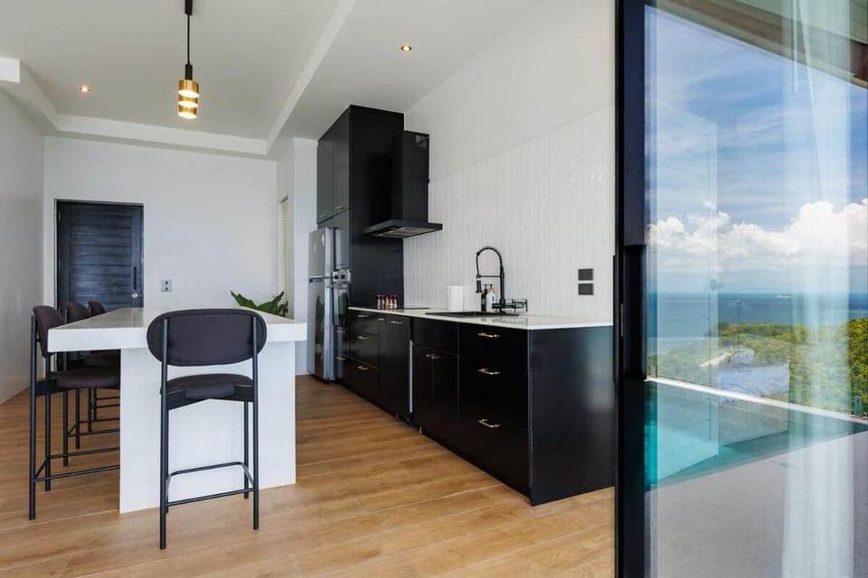 Shamgrila - Panoramic Sea View Villa in Ban Tai