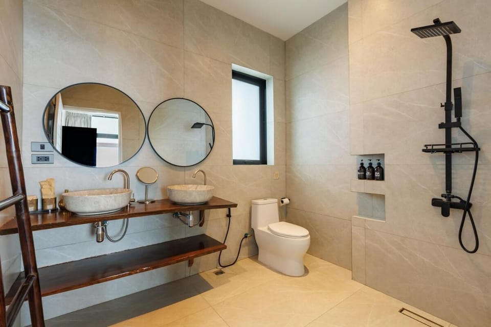 Shamgrila - Panoramic Sea View Villa in Ban Tai