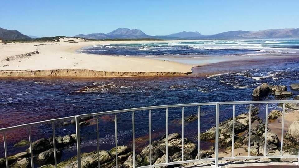 Allen's Halal Coastal Cottage House in Cape Town