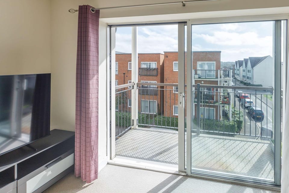 TV and multimedia, Balcony/Terrace, Living room