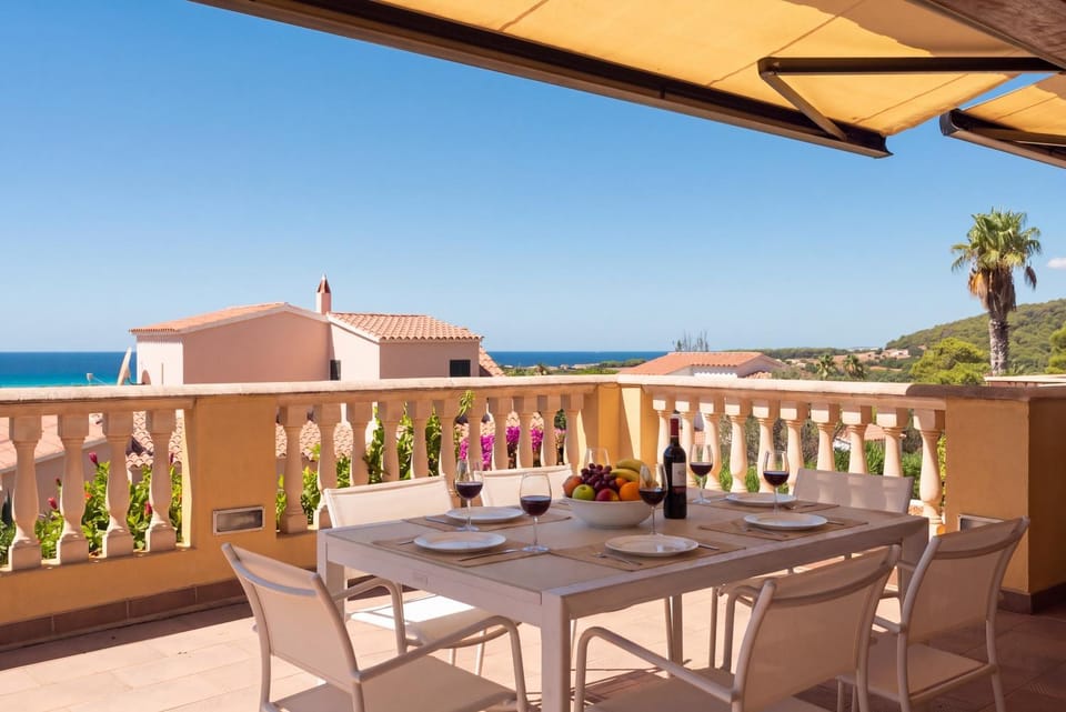 Dining area, Sea view