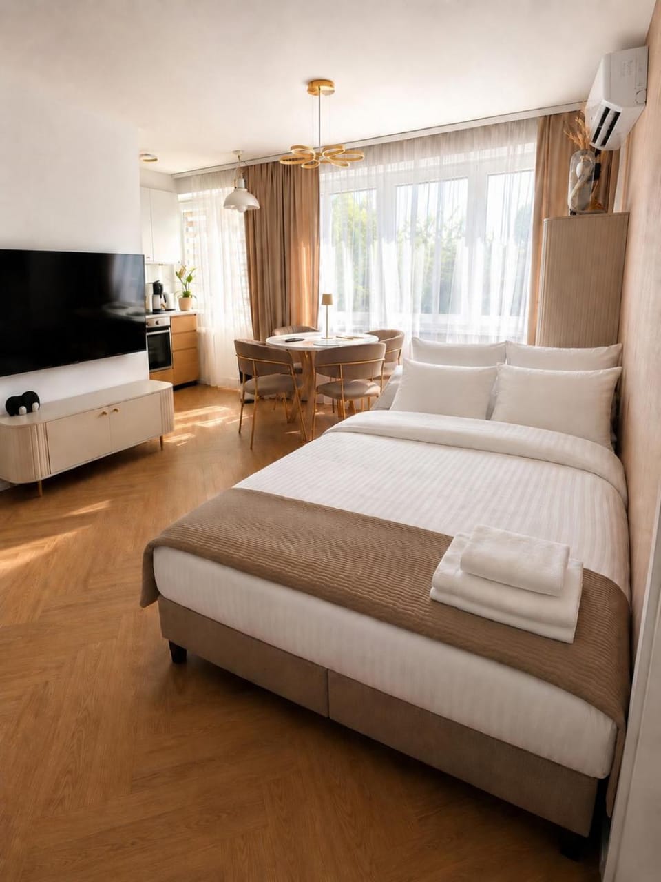 Bed, Living room, Bedroom, air conditioner, air conditioner