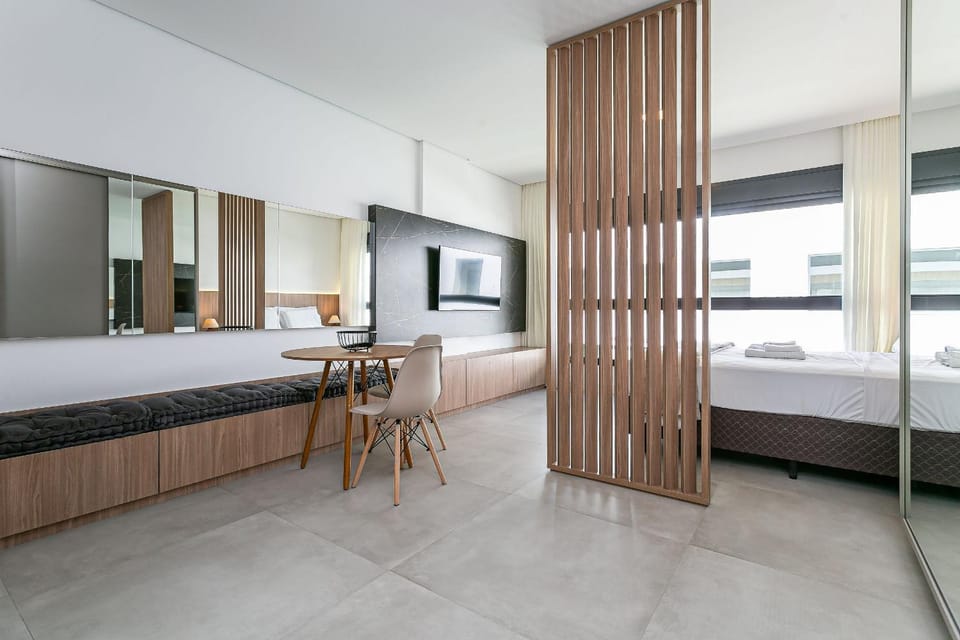 Bed, TV and multimedia, Photo of the whole room, Bedroom, wardrobe