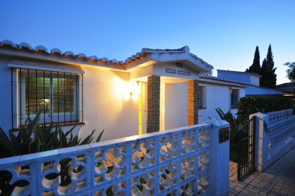 Spacious Private room with ensuite Vacation rental in Costa del Sol