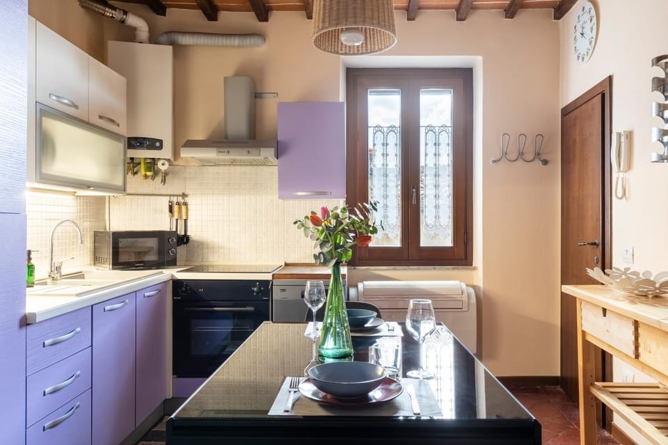 Kitchen or kitchenette, Dining area, dishwasher, oven, stove