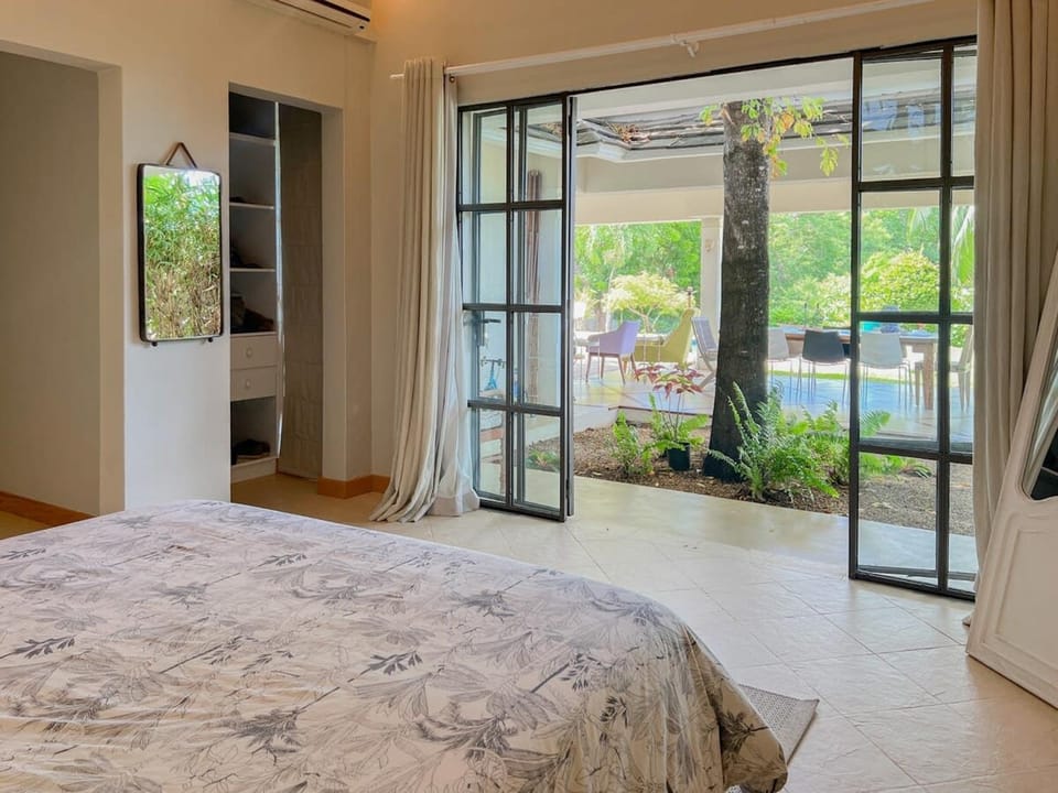 Luxurious 4-bedroom Villa with a view of Le Morne House in Rivière Noire District, Mauritius