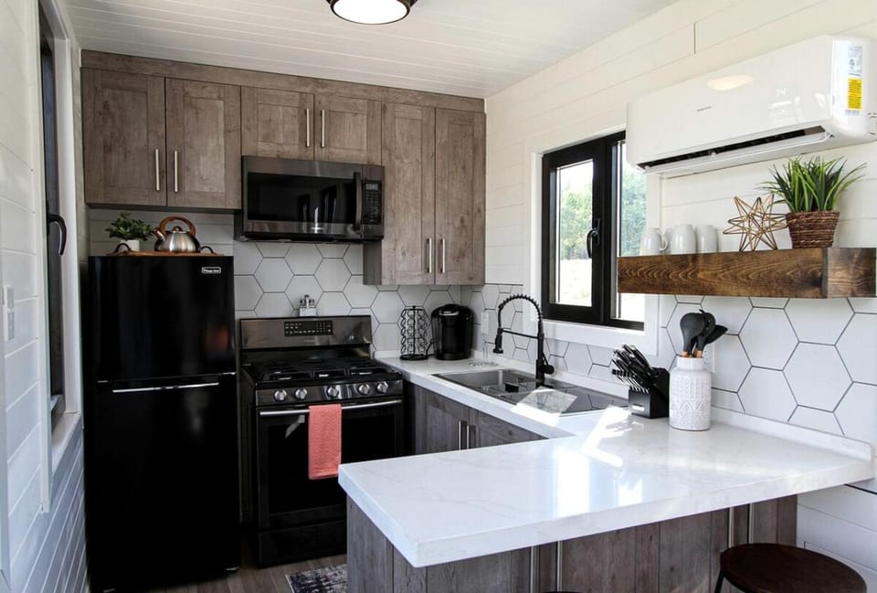 Outstanding Secluded Container in Orderville, Utah House in Orderville