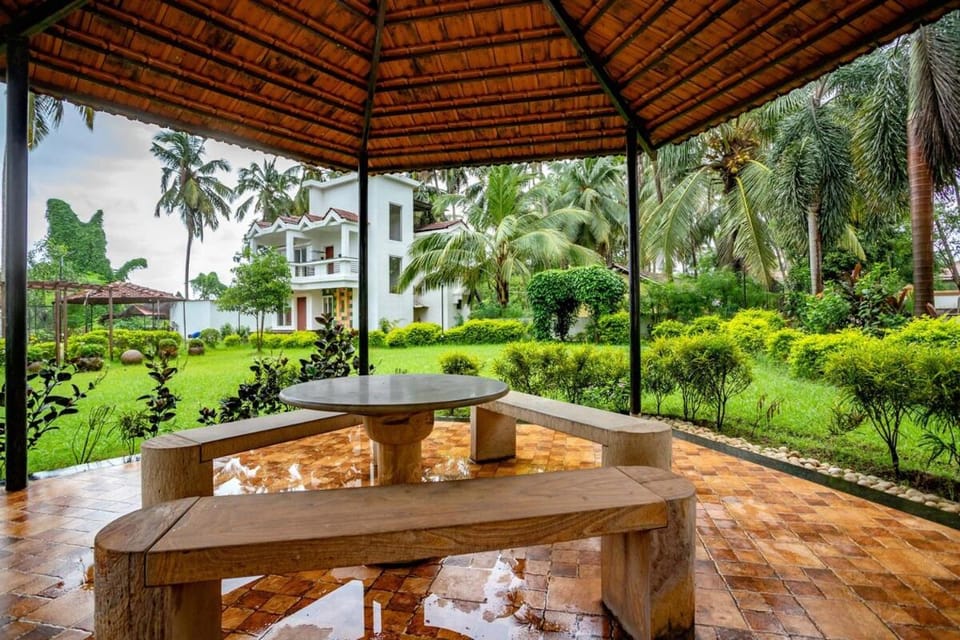 Gulmohar by Hottley - 2BHK Pool View Apartment Apartment in Goa, India