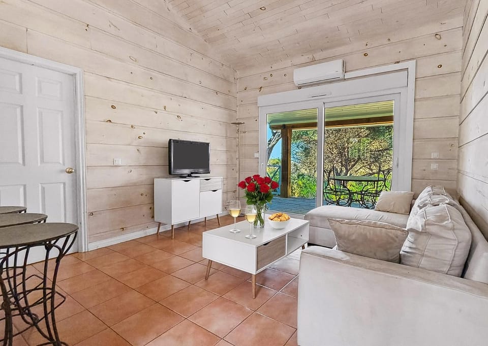 Chalet familial avec jardin & piscine Apartment in Gassin