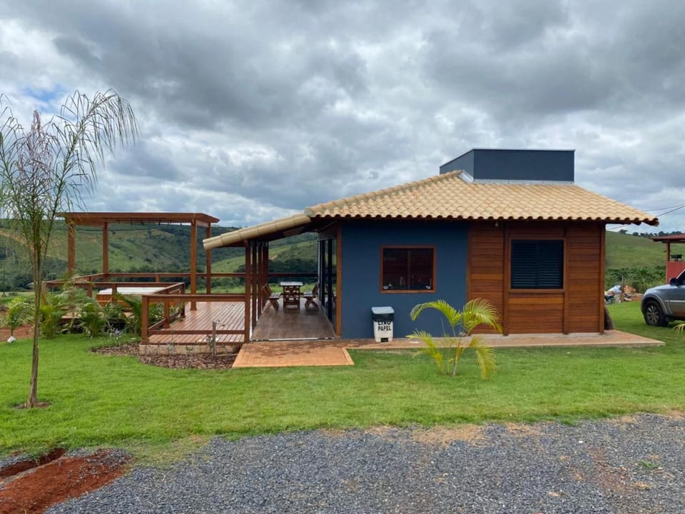 Facade/entrance, Natural landscape, Garden