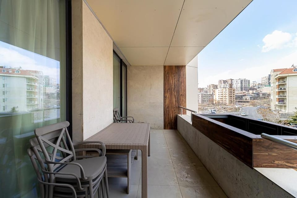 Property building, Balcony/Terrace