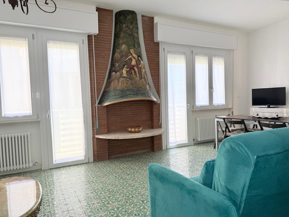B002 - Bellaria, ampio appartamento a 200m dal mare Apartment in Bellaria - Igea Marina